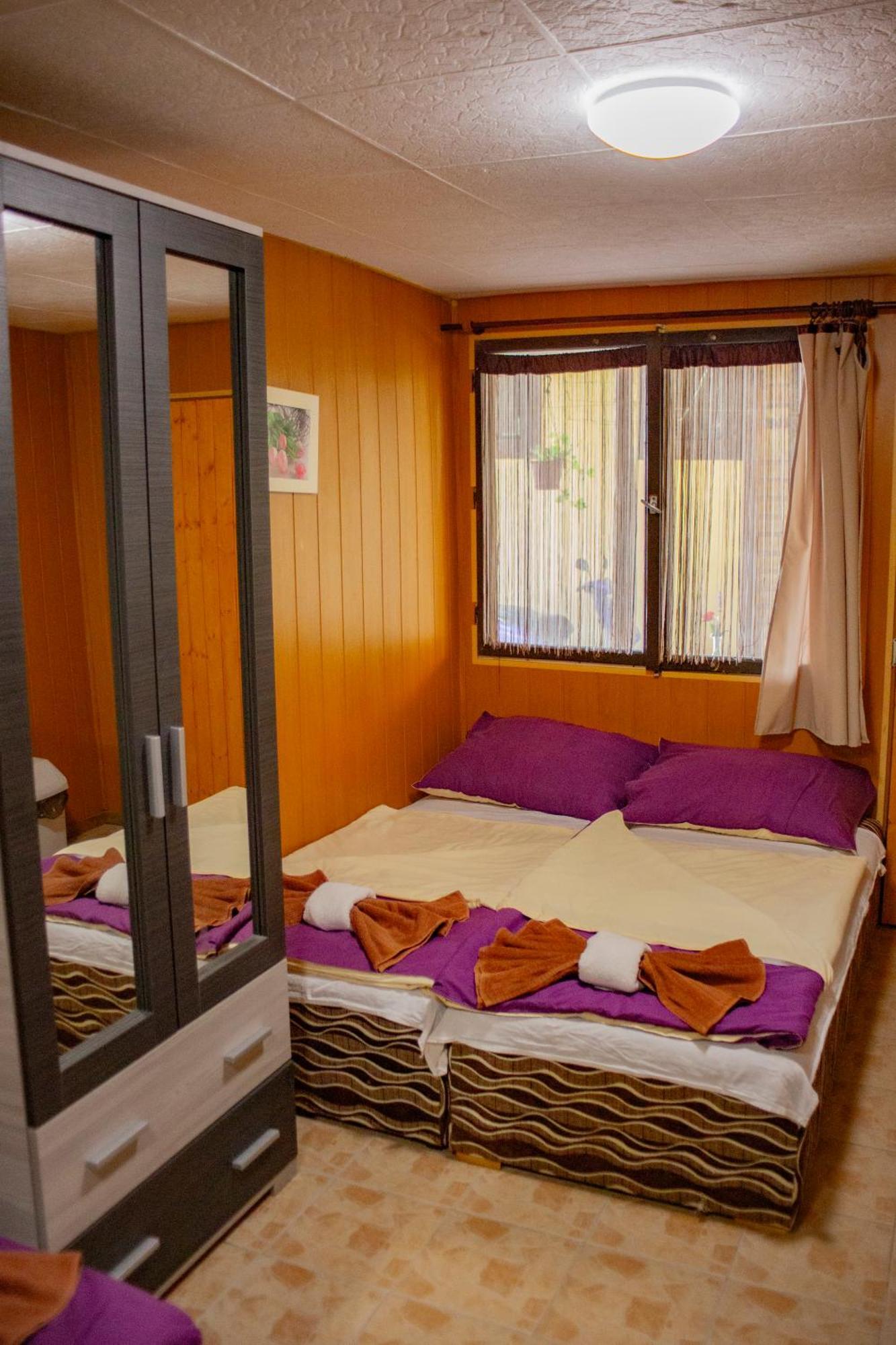 Aparthotel Vakacio Ueduelo Révfülöp Esterno foto