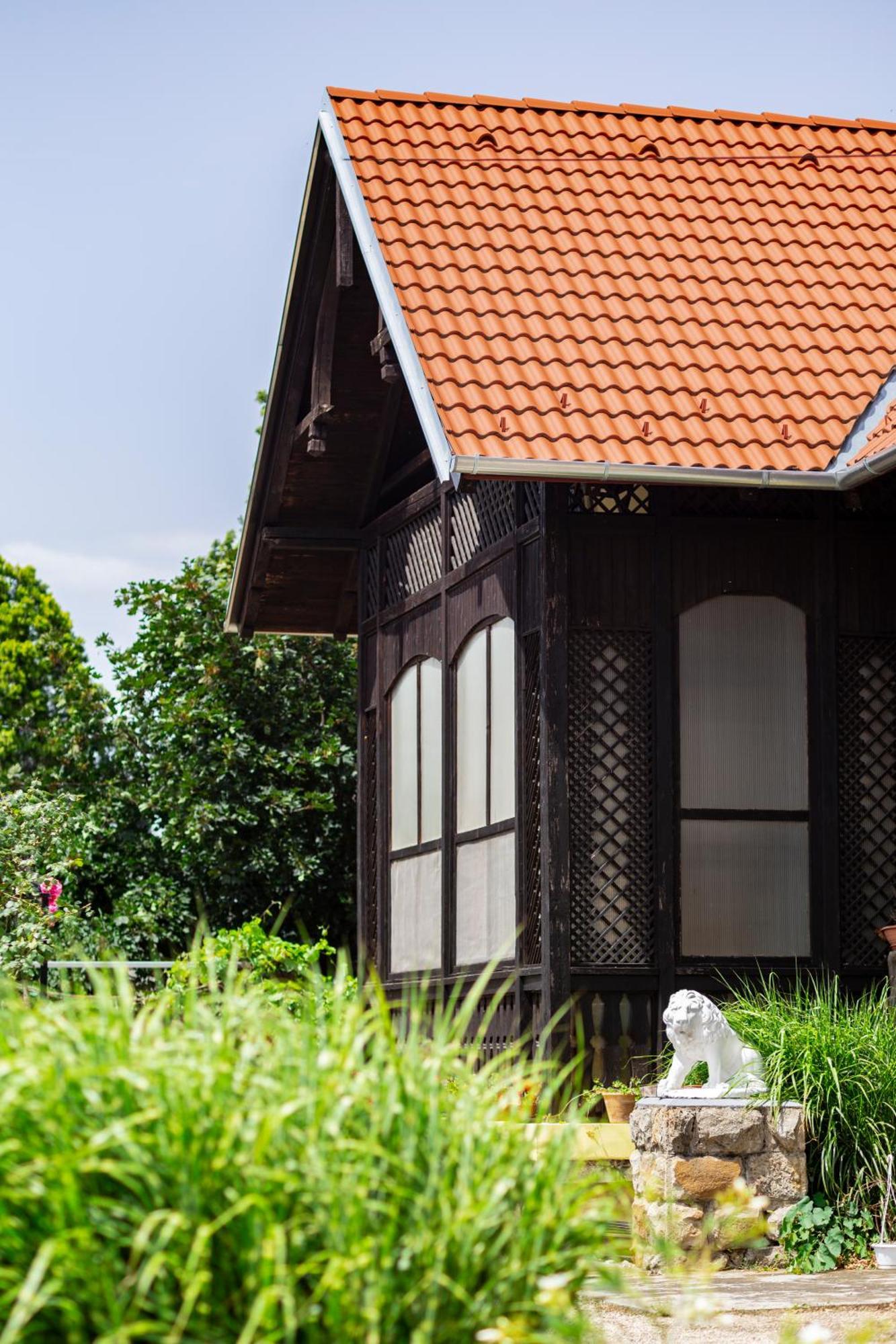 Aparthotel Vakacio Ueduelo Révfülöp Esterno foto